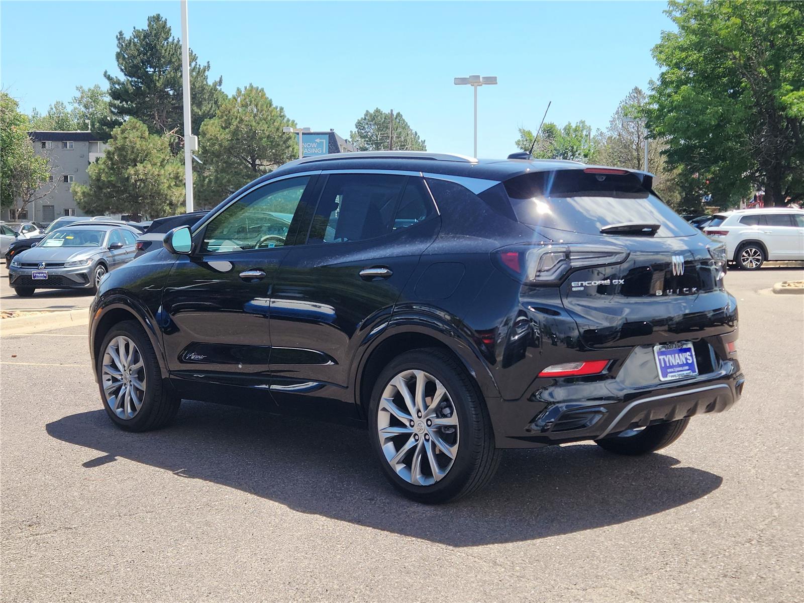 2024 Buick Encore GX Avenir photo 5