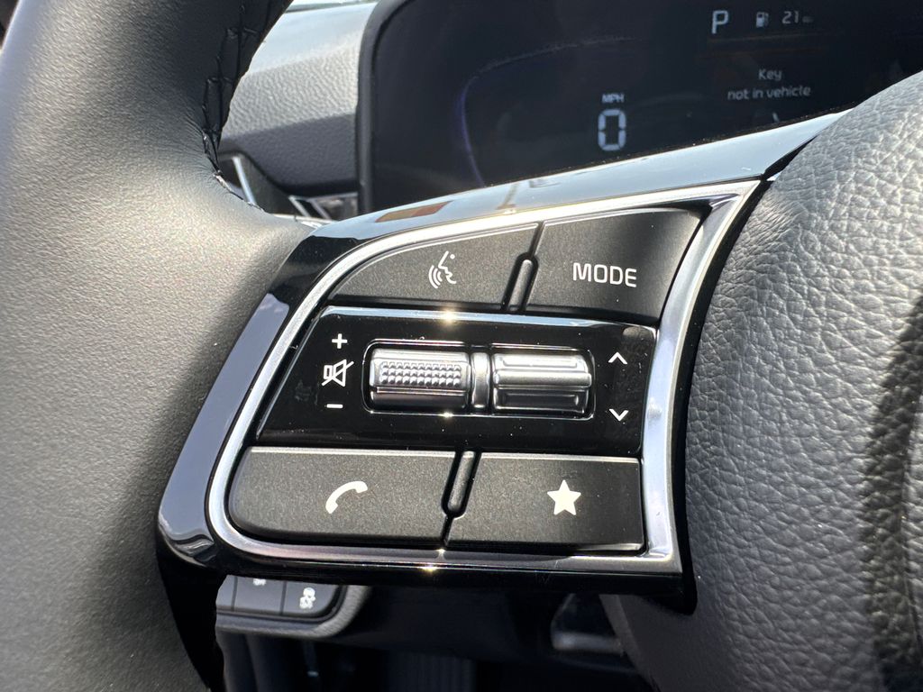 2025 Kia Seltos S photo 23