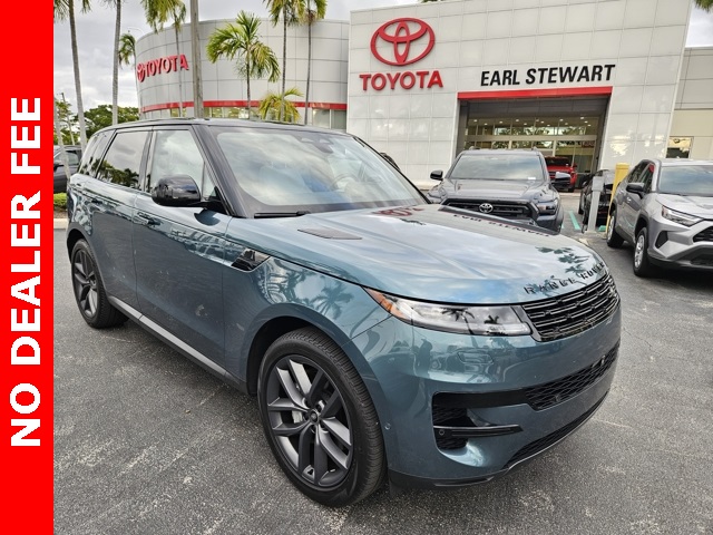 2024 Land Rover Range Rover Sport SE's photo