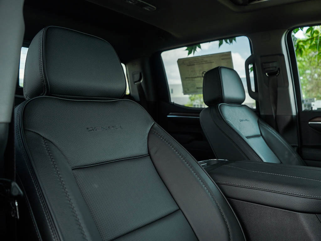 2026 Gmc Sierra 1500 Denali photo 9