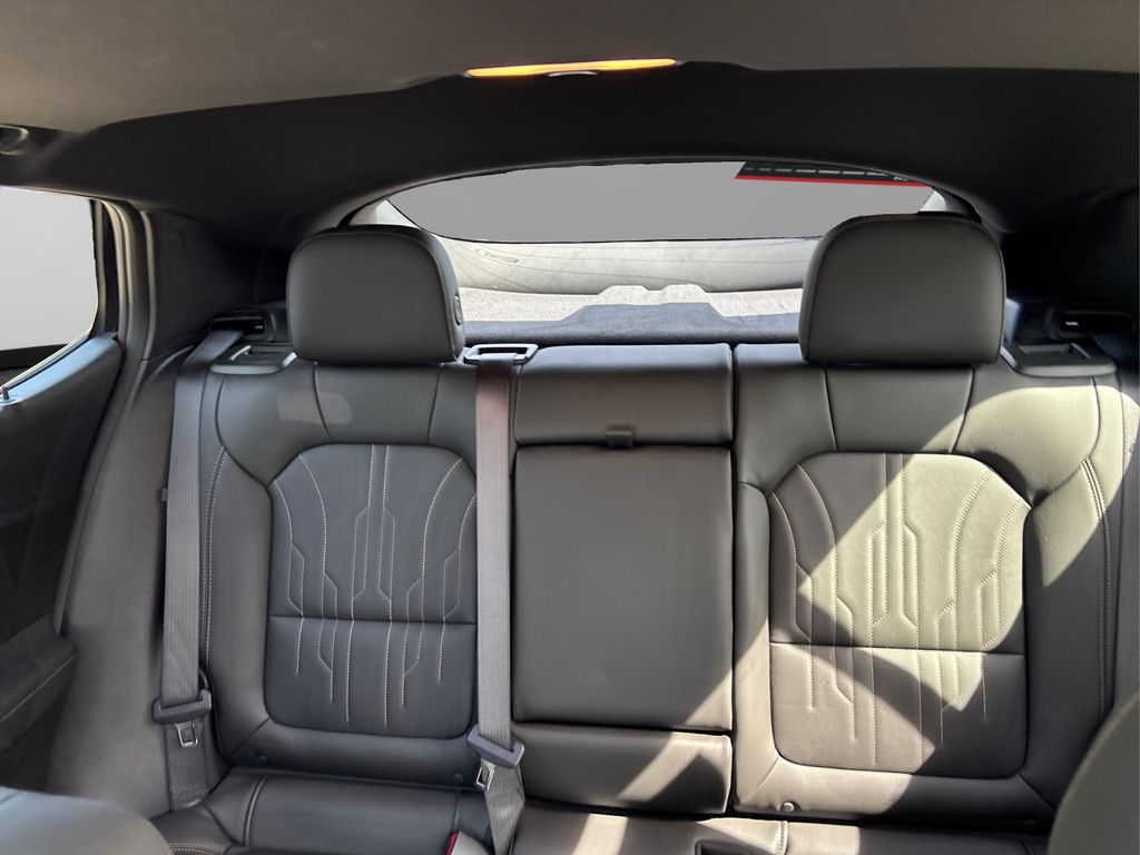 2024 Buick Envista Avenir photo 17