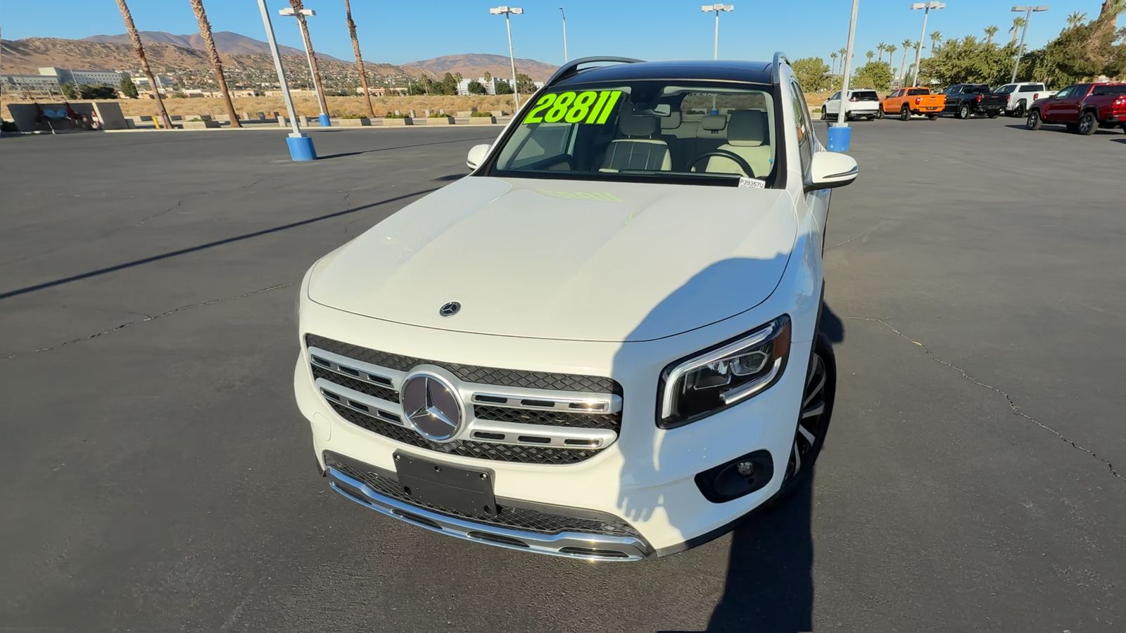 2023 Mercedes Benz GLB 250 photo 3
