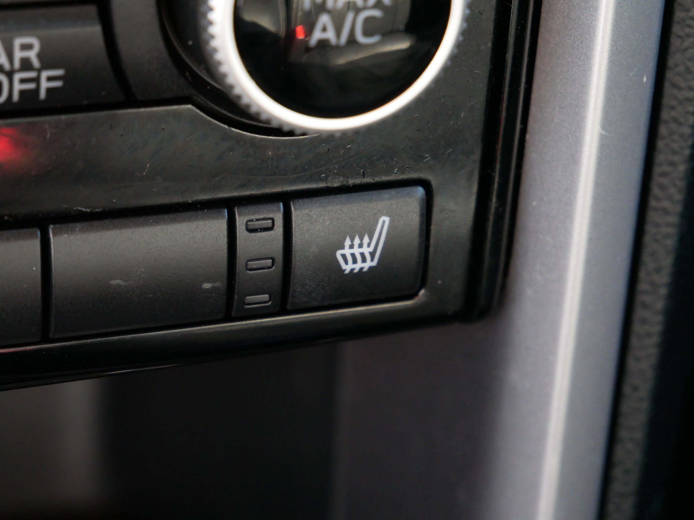 2019 Subaru Ascent Limited photo 34