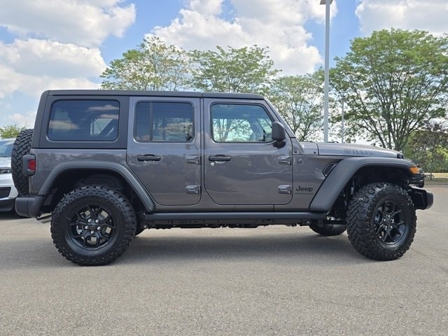2025 Jeep Wrangler Willys photo 24