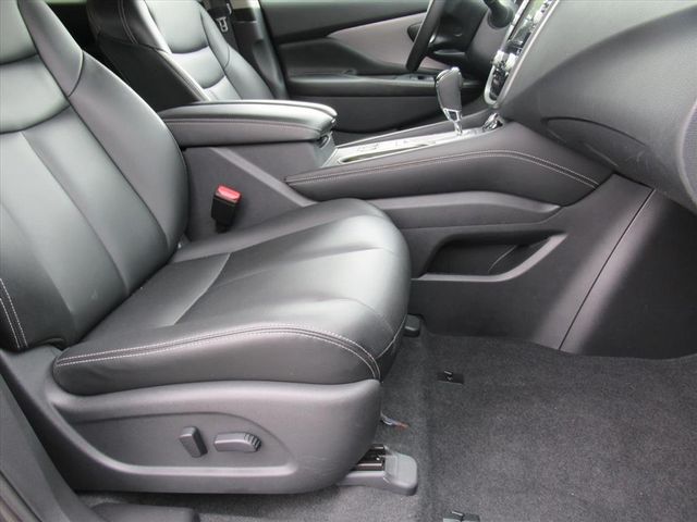 2021 Nissan Murano SV photo 9
