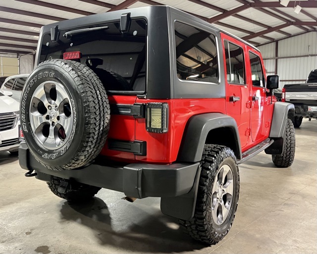 2015 Jeep Wrangler Unlimited Sport photo 2