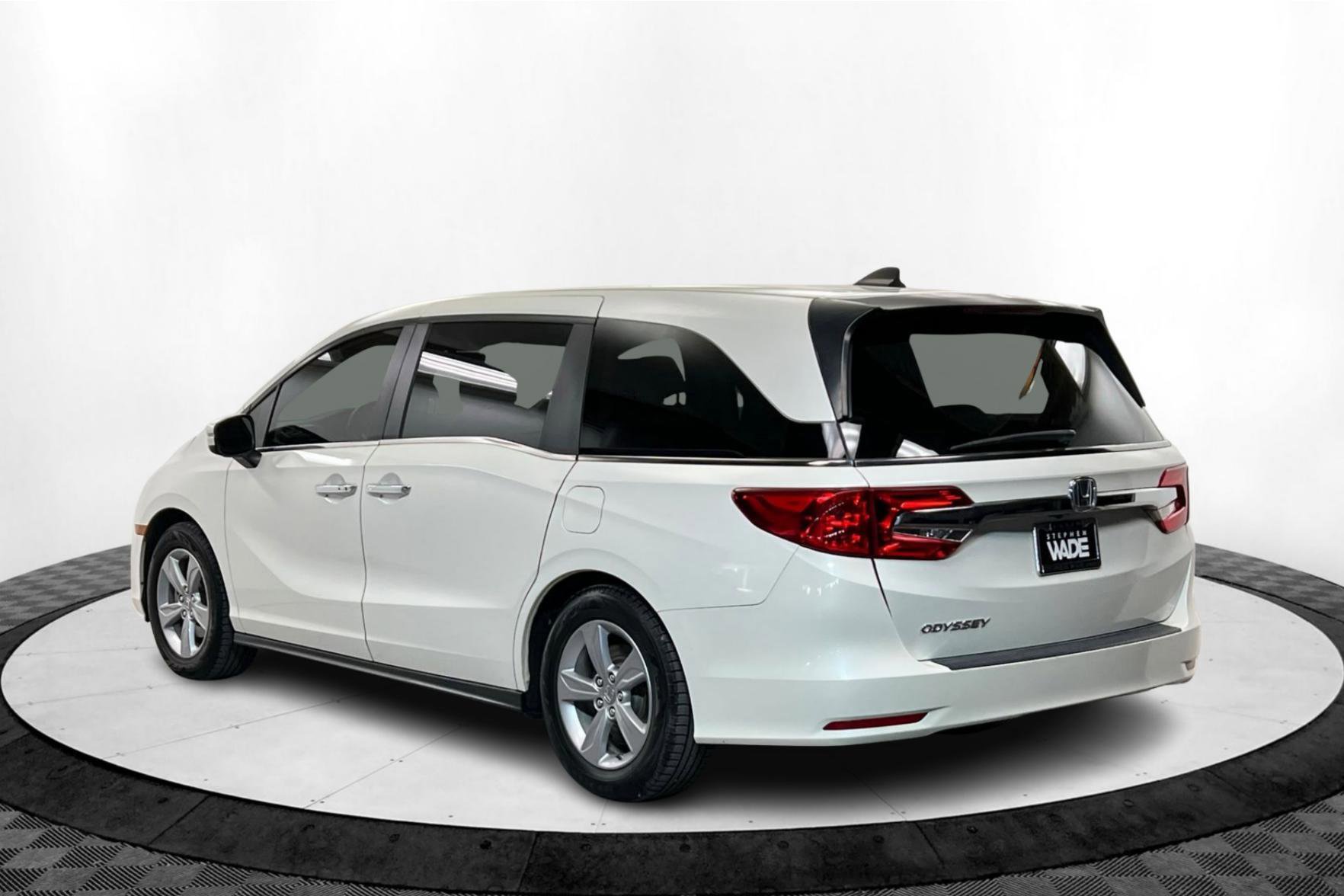 2019 Honda Odyssey EX photo 3