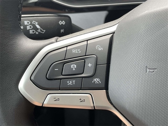 2025 Volkswagen Jetta 1.5T SE photo 26