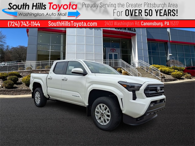 2025 Toyota Tacoma SR5's photo
