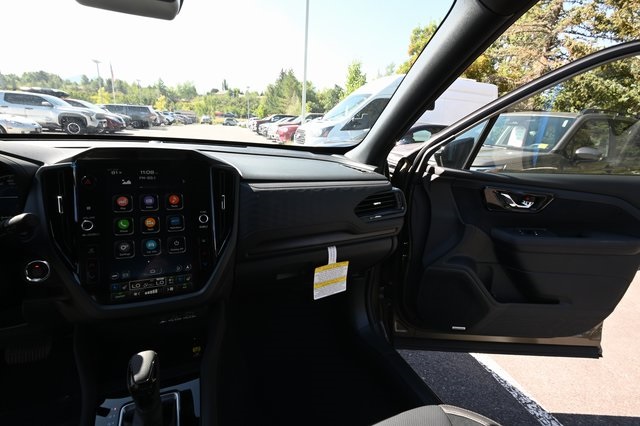 2025 Subaru Forester Touring photo 26