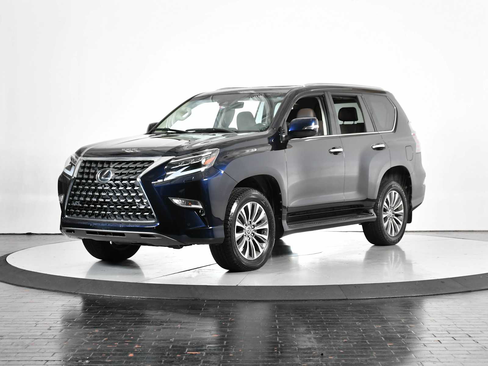 2021 Lexus GX LUXURY's photo