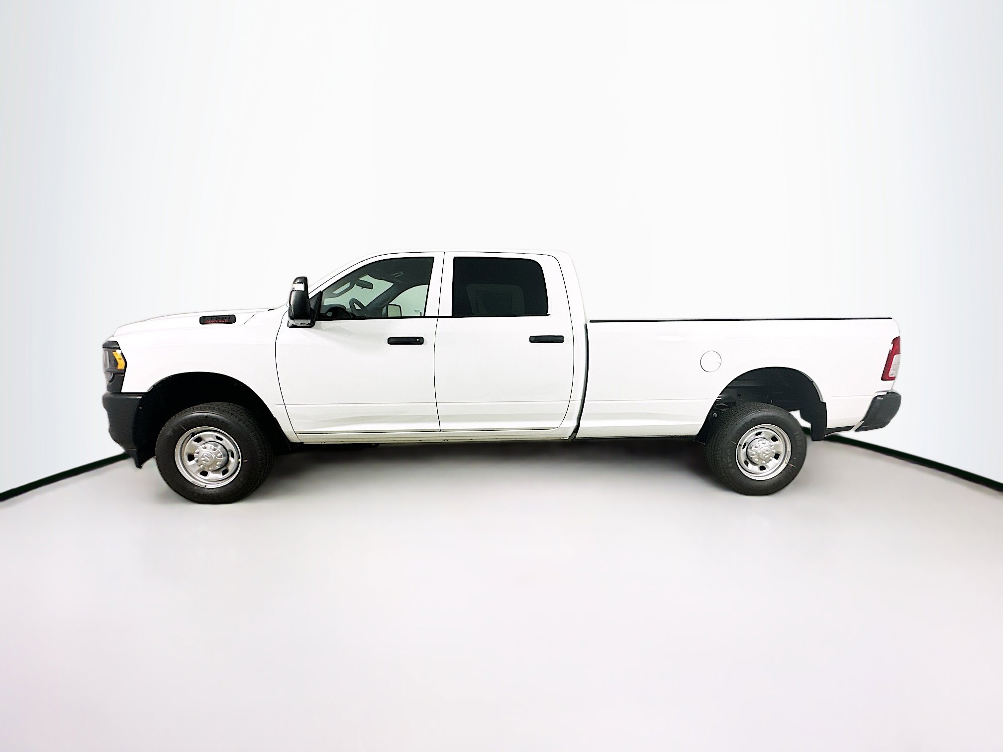 2024 Ram 2500 Tradesman photo 2