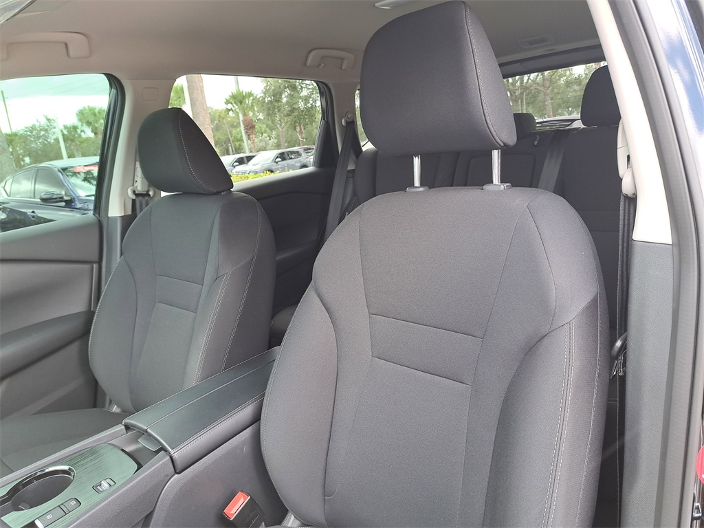 2024 Nissan Rogue S photo 20