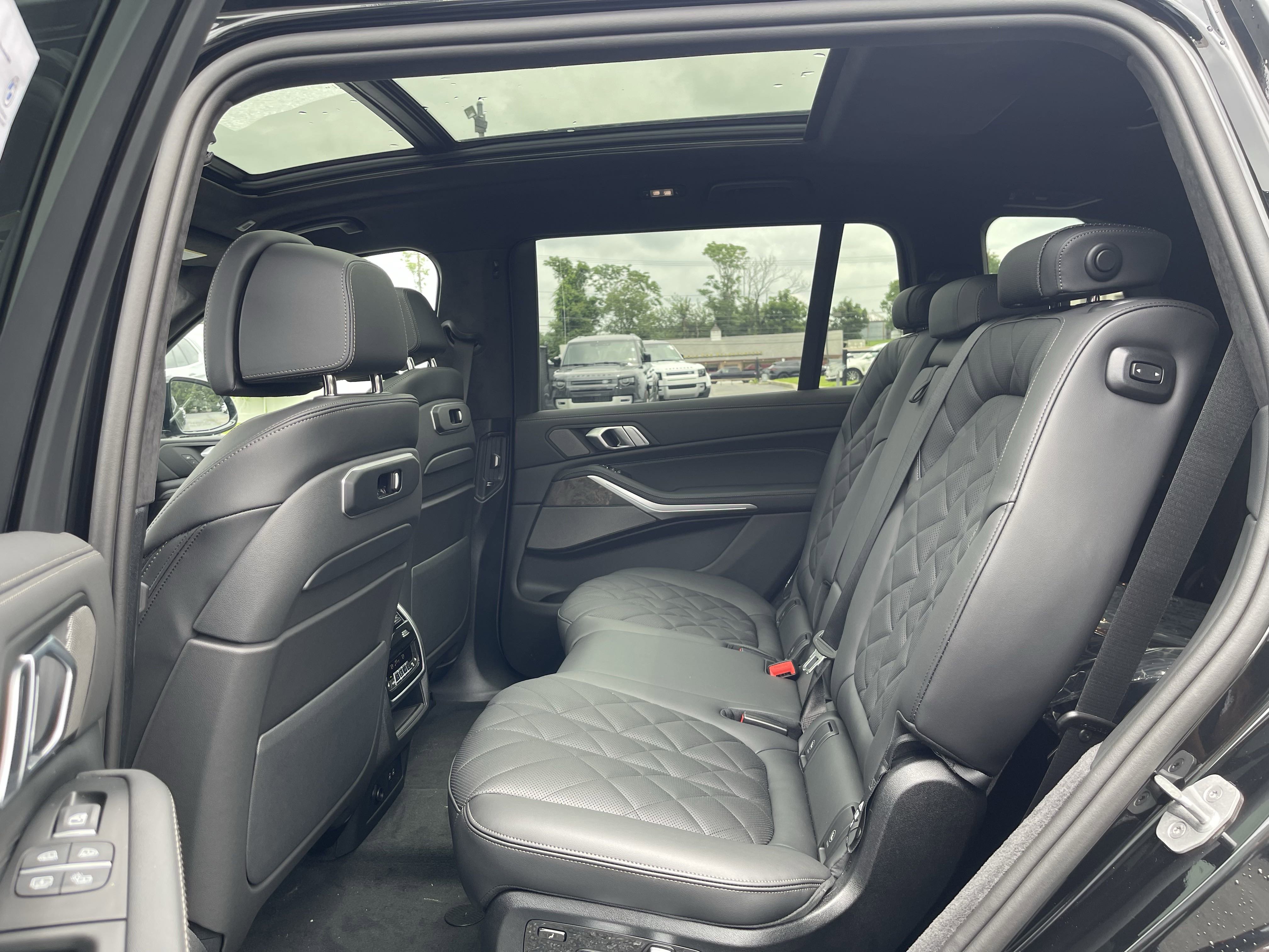 2026 Bmw X7 xDrive40i photo 3