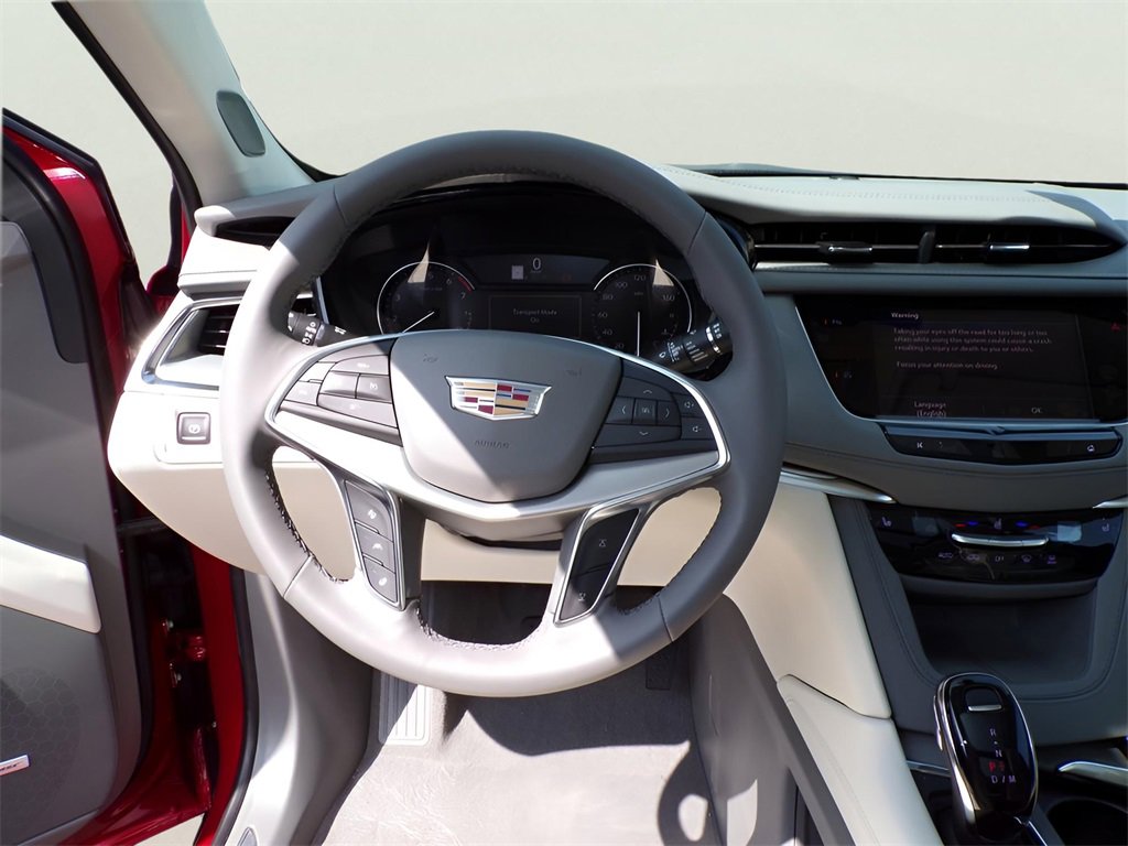 2025 Cadillac XT5 Premium Luxury photo 8