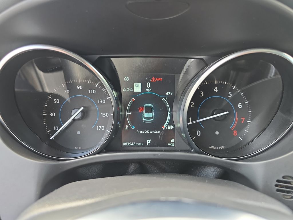 2019 Jaguar F-PACE Prestige photo 18
