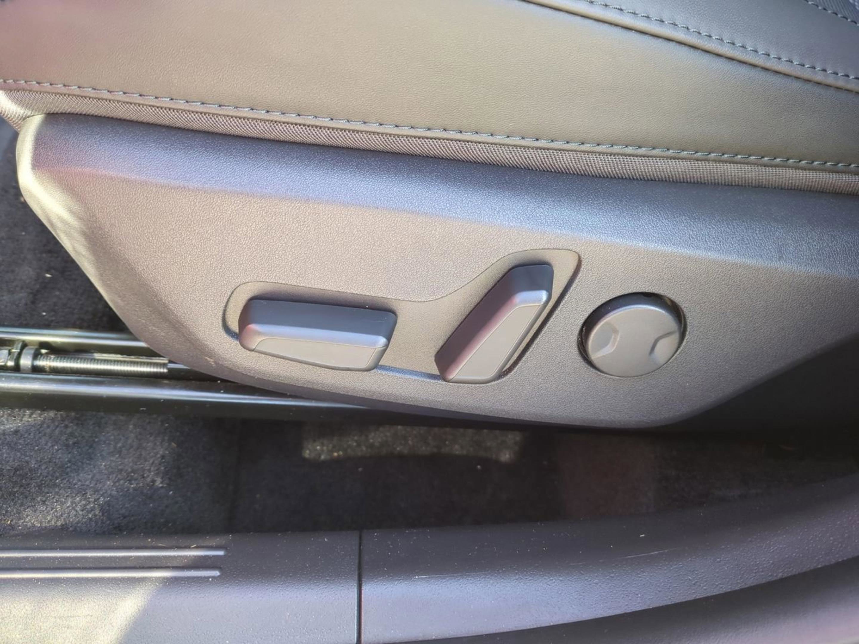 2023 Kia Niro EX Touring photo 20