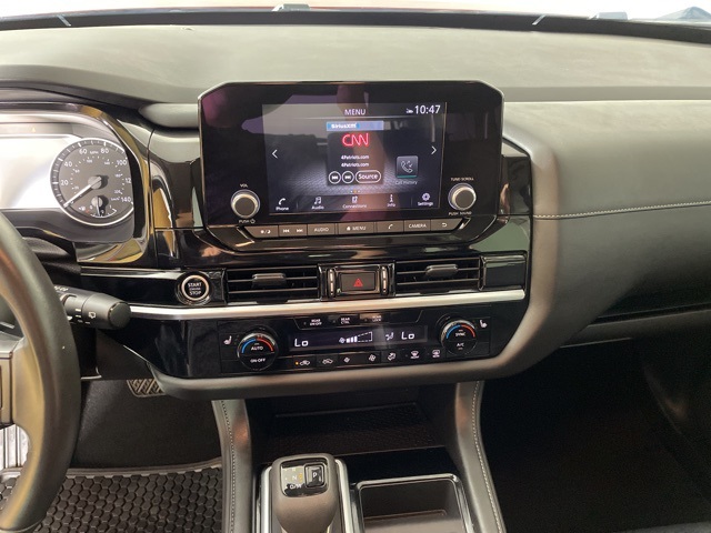 2024 Nissan Pathfinder SV photo 22