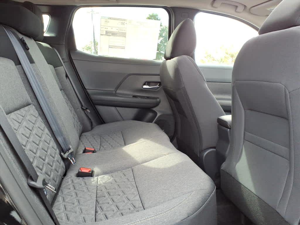 2026 Nissan Kicks SV photo 4