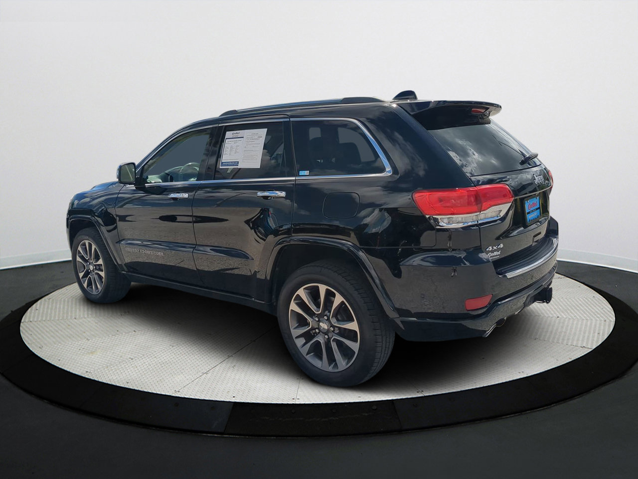 2017 Jeep Grand Cherokee Overland photo 6