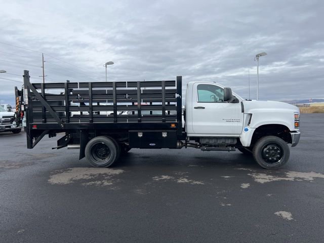 2024 Chevrolet Silverado 5500HD Work Truck photo 2