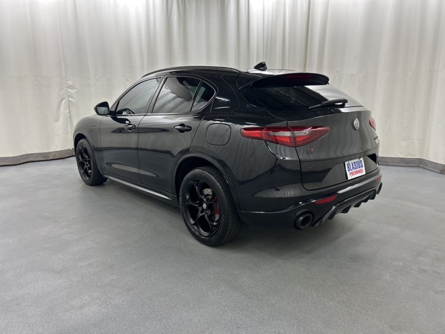 2020 Alfa Romeo Stelvio Ti Sport photo 4