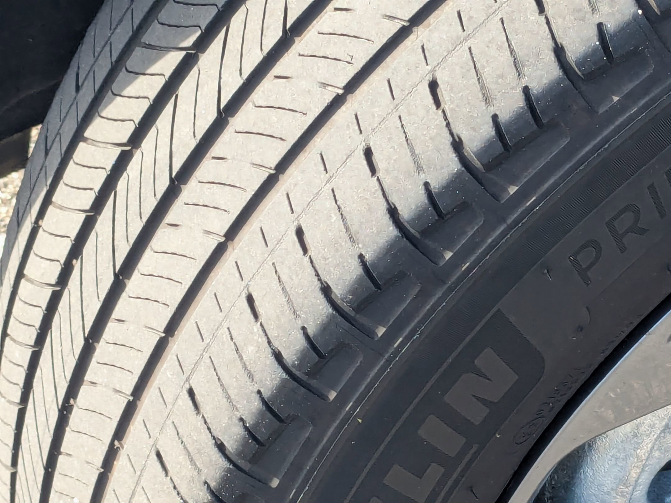 2023 Ford Escape ST-Line photo 4