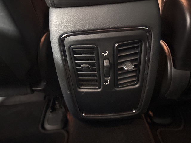 2020 Jeep Grand Cherokee Laredo E photo 23