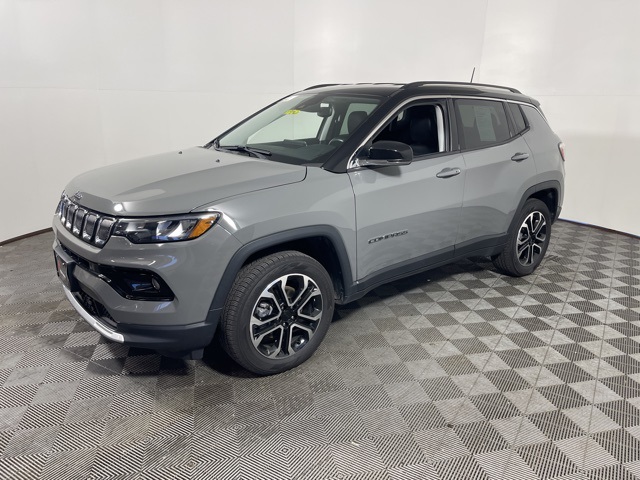 2022 Jeep Compass Limited photo 3