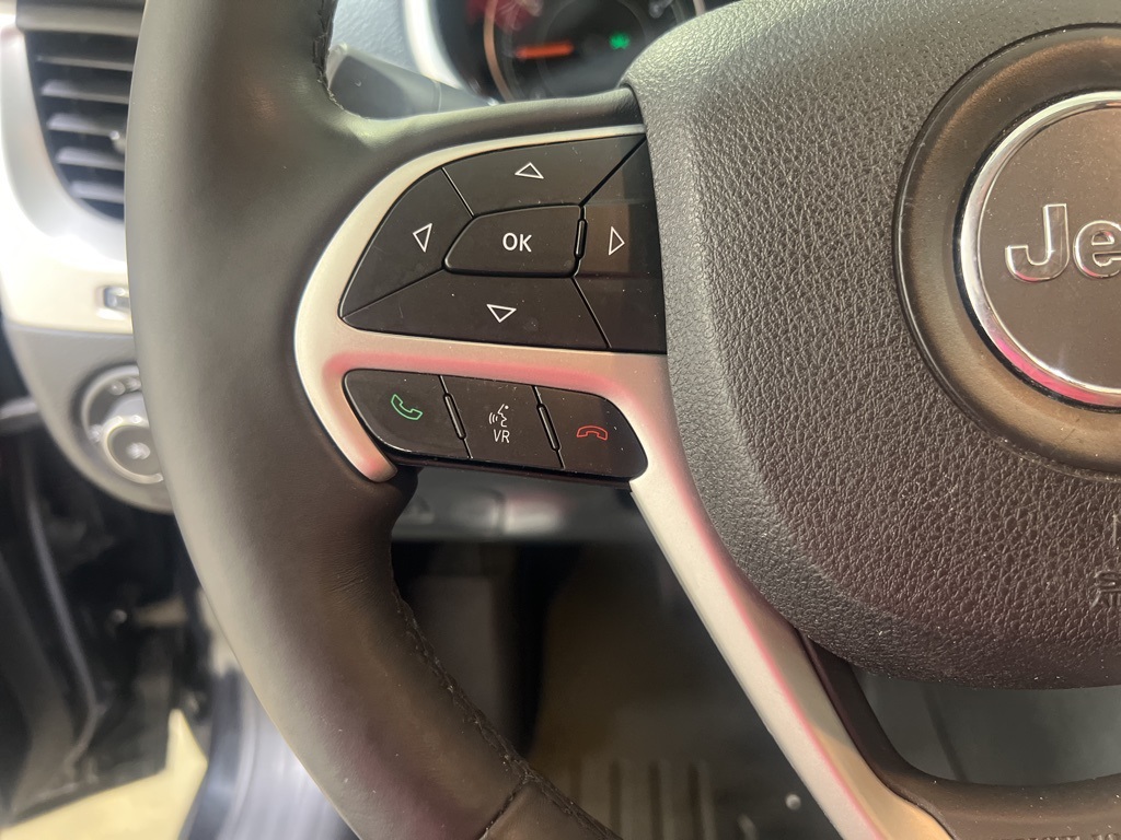 2015 Jeep Cherokee Limited photo 12