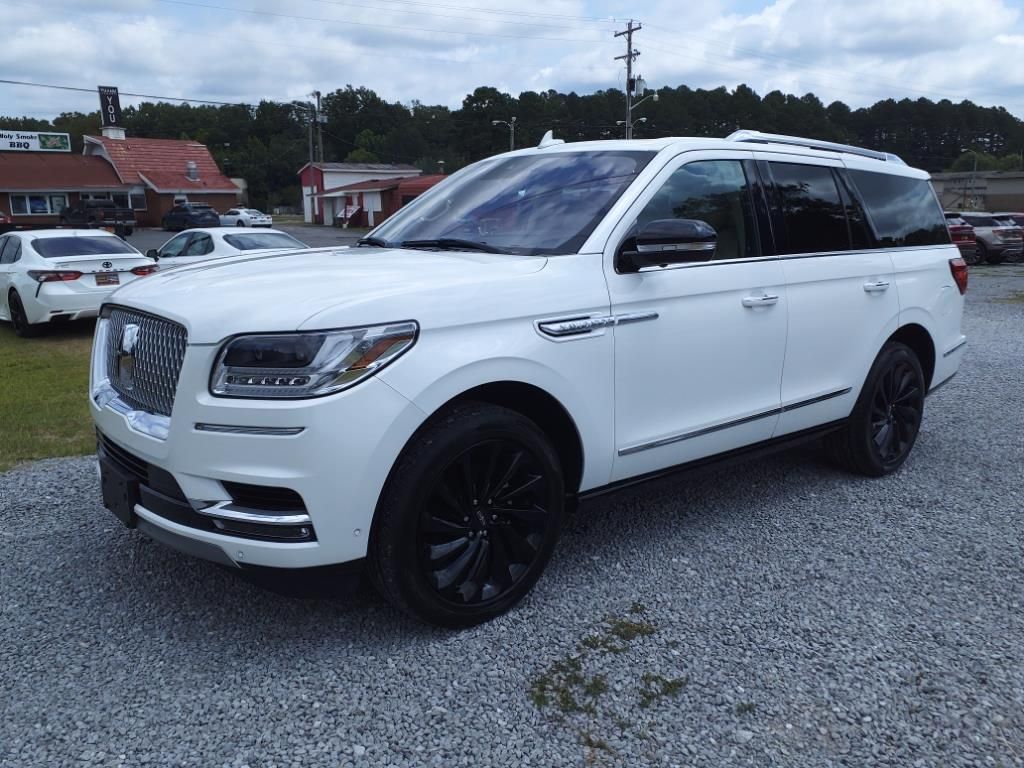 2020 Lincoln Navigator Reserve's photo