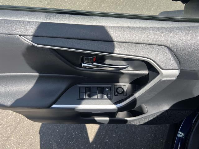 2023 Toyota RAV4 Prime SE photo 11