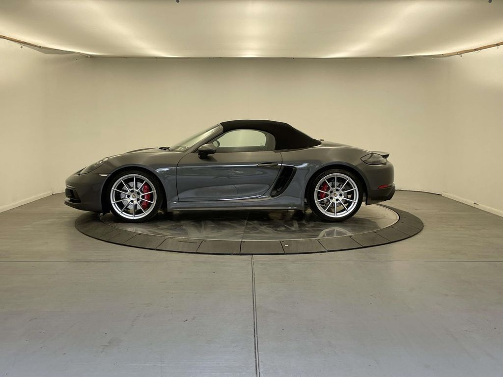 2024 Porsche Boxster GTS 4.0 photo 2