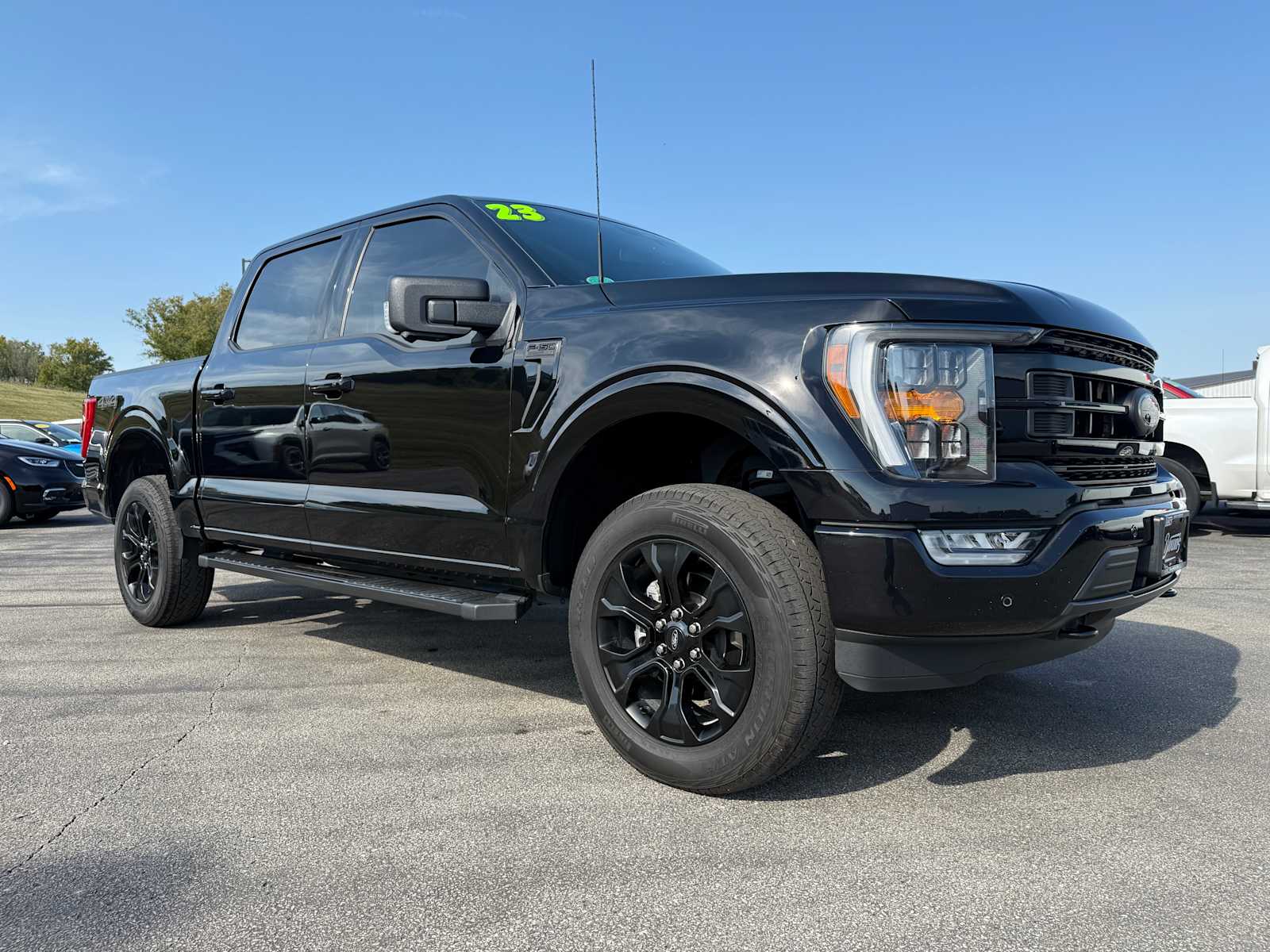 2023 Ford F-150 XLT photo 3