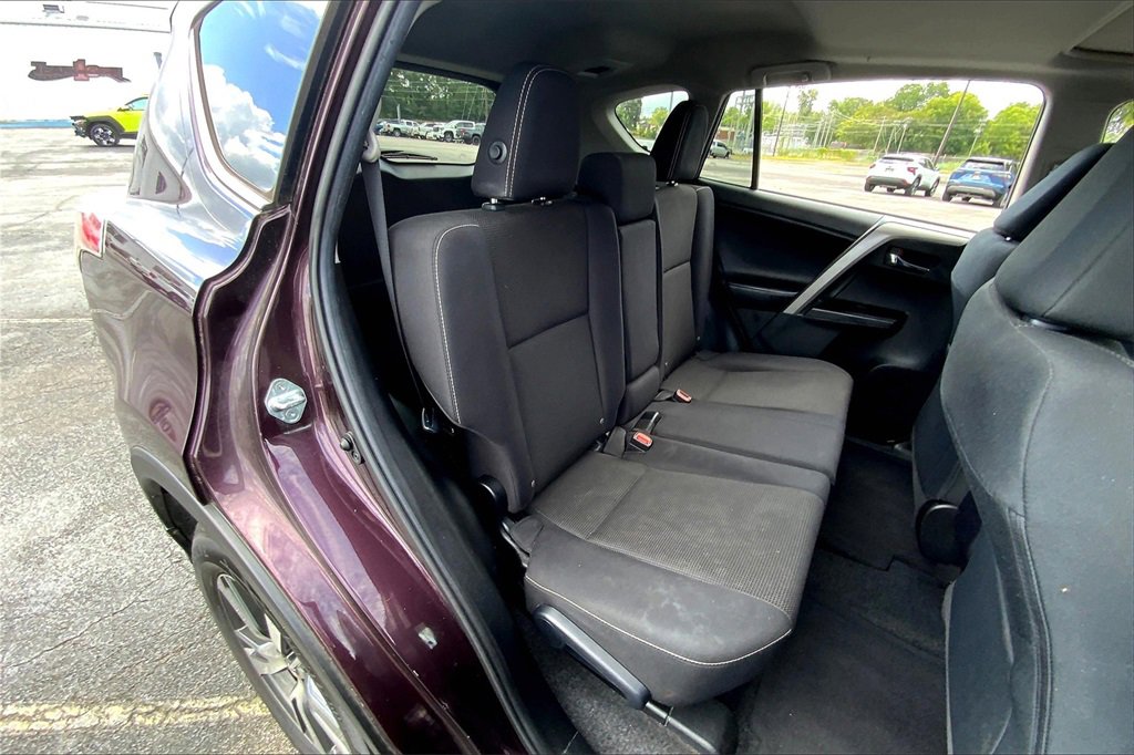 2018 Toyota RAV4 XLE photo 26