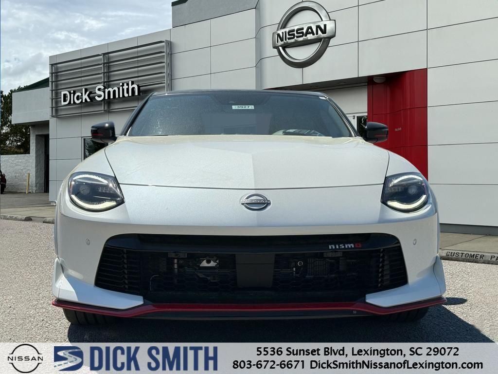 New 2025 White Nissan NISMO image 5