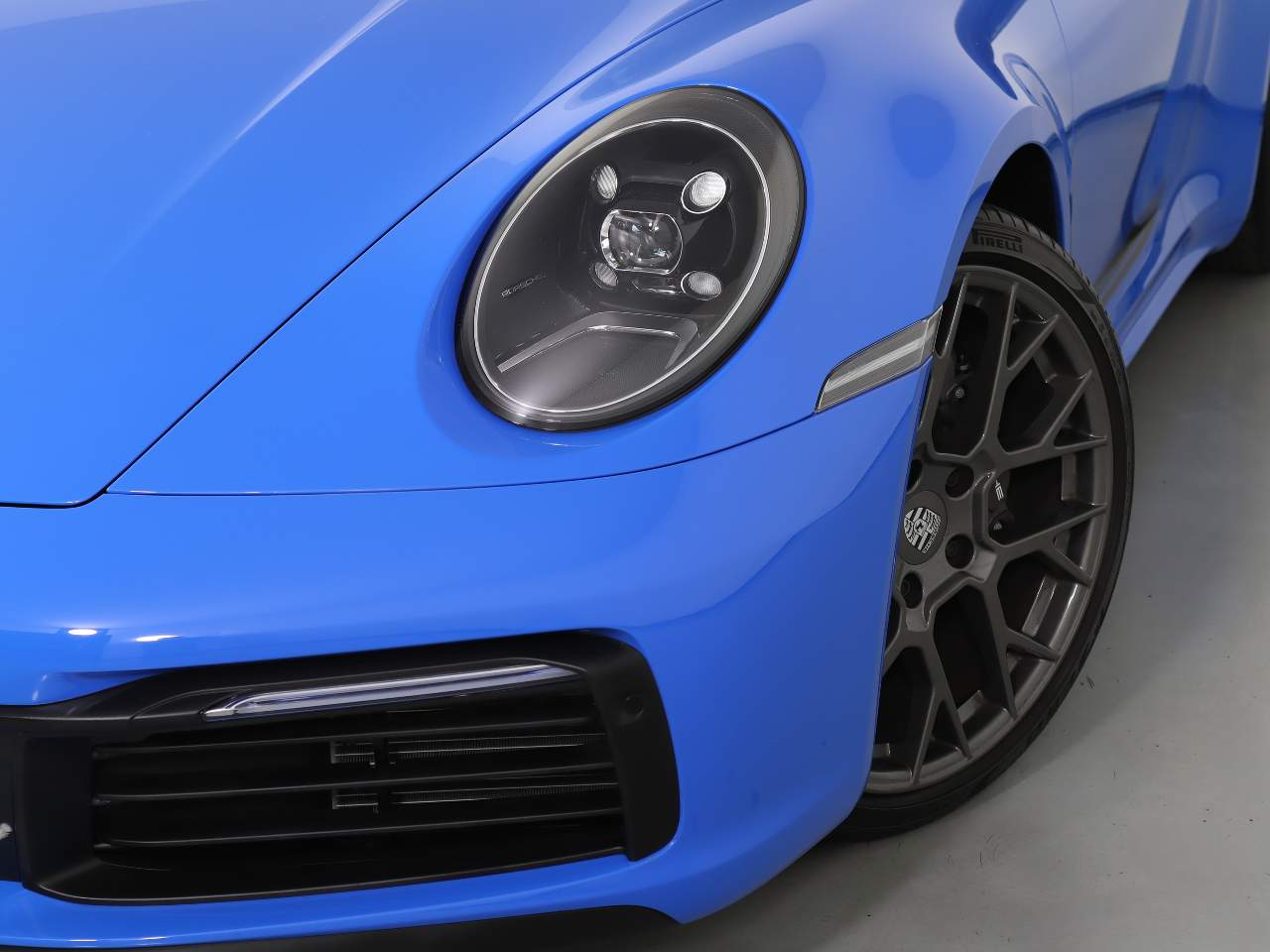 2024 Porsche 911 T photo 12