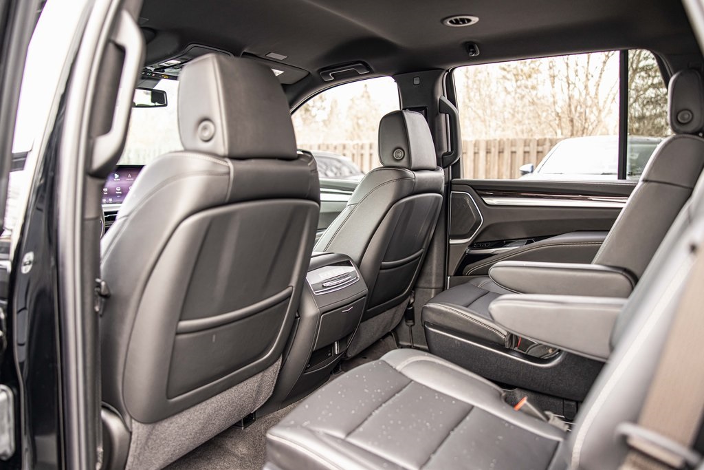 2025 CADILLAC ESCALADE - Image 34