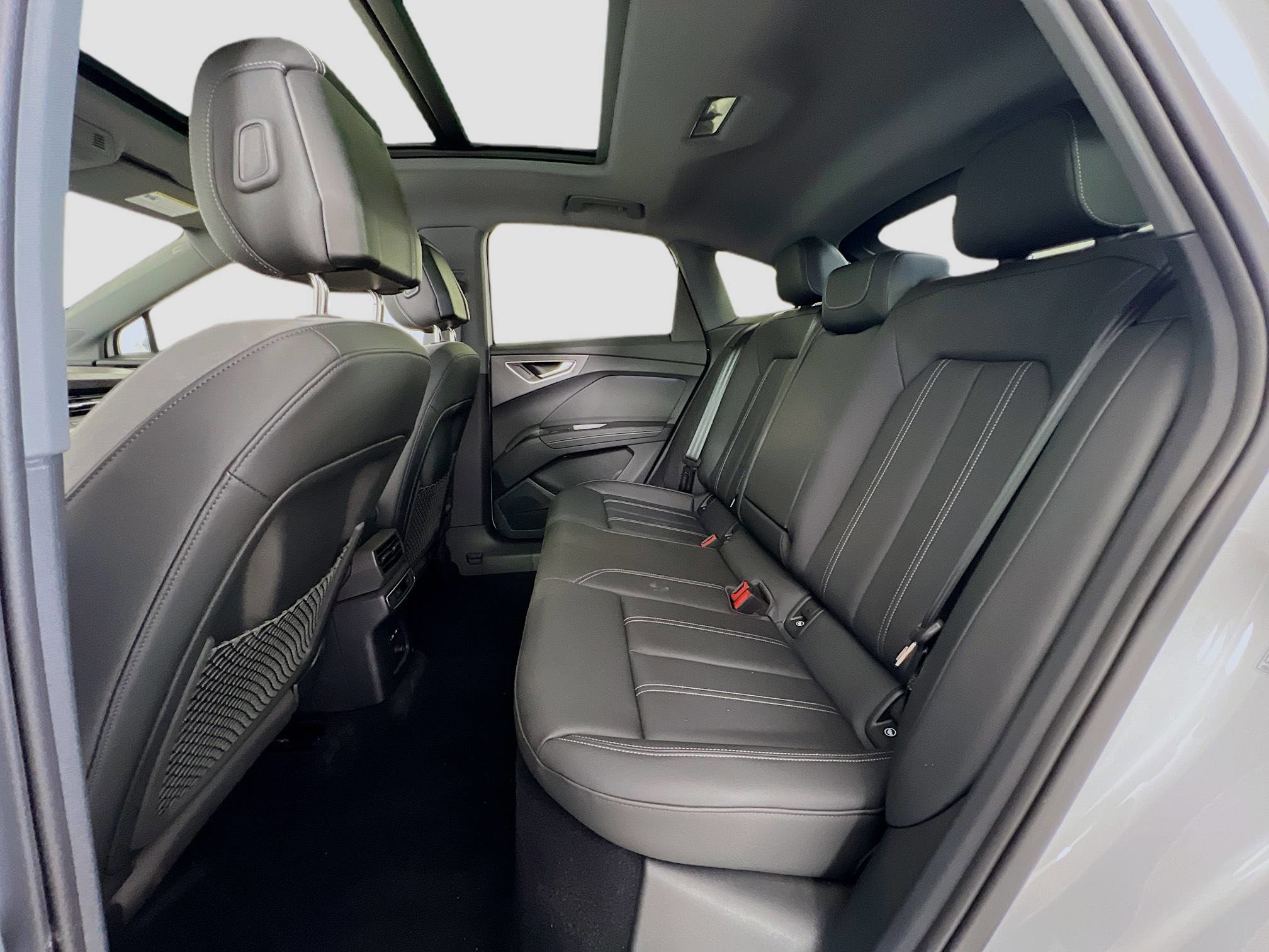 2024 Audi Q4 E-tron Sportback Premium photo 26