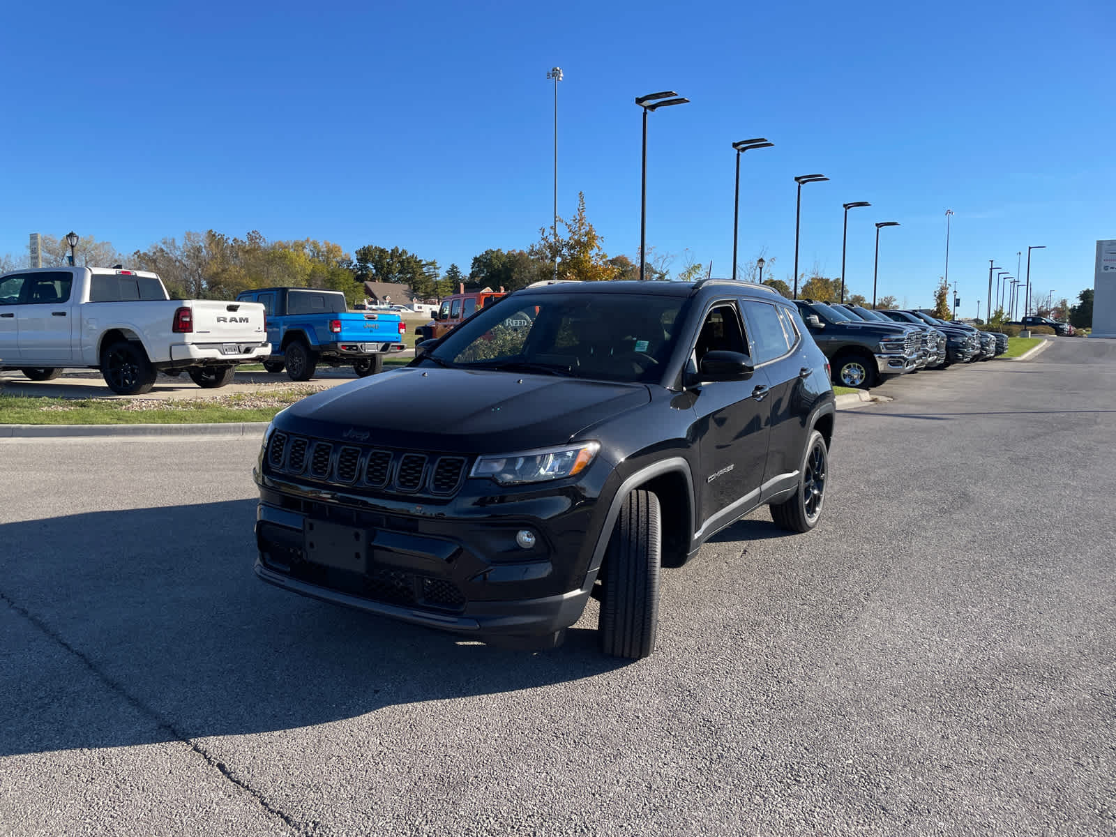 2026 Jeep Compass Latitude Altitude photo 2
