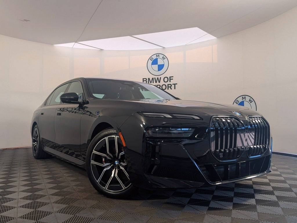 2026 Bmw 740i xDrive Sedan photo 3