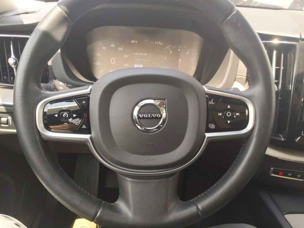 2020 Volvo XC60 T5 Inscription photo 15