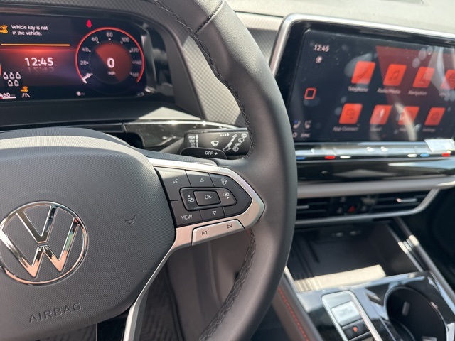 2025 Volkswagen Atlas Peak Edition SE photo 31