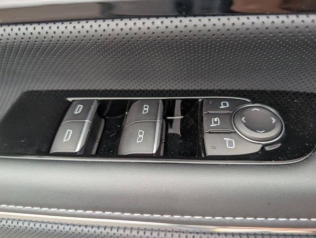 2025 Gmc Sierra EV Denali photo 26