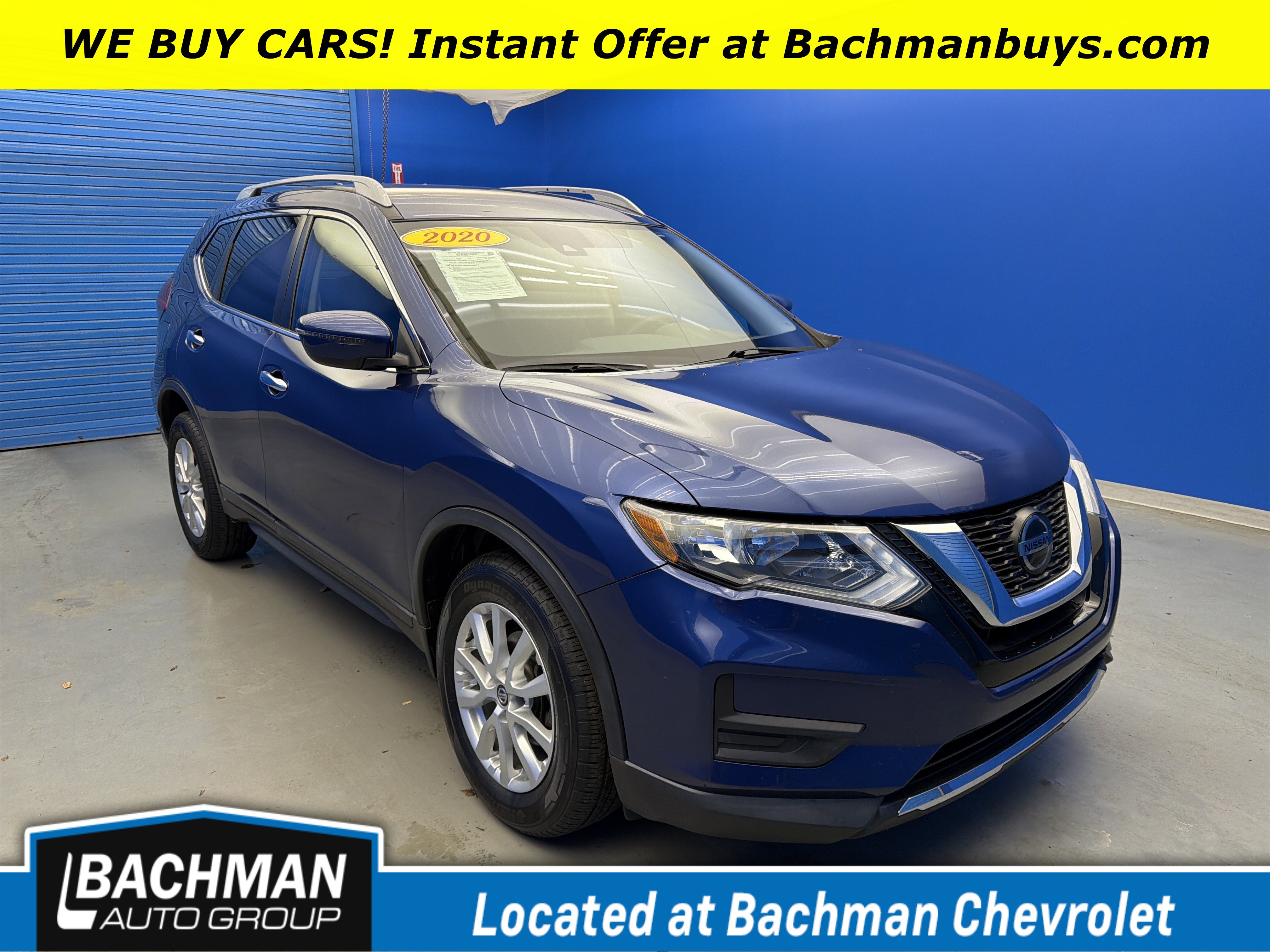 2020 Nissan Rogue SV's photo