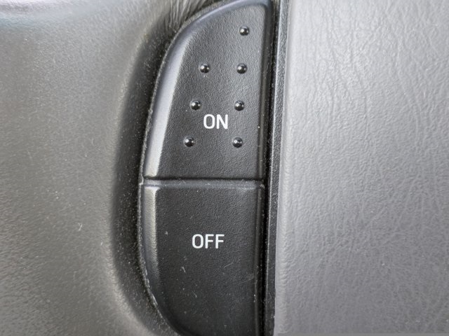 2002 Ford F-150 XLT photo 23