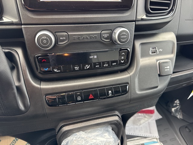 2025 Ram ProMaster 2500 photo 11