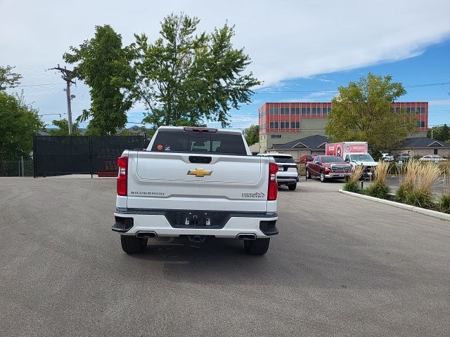 2022 Chevrolet Silverado 1500 High Country photo 3