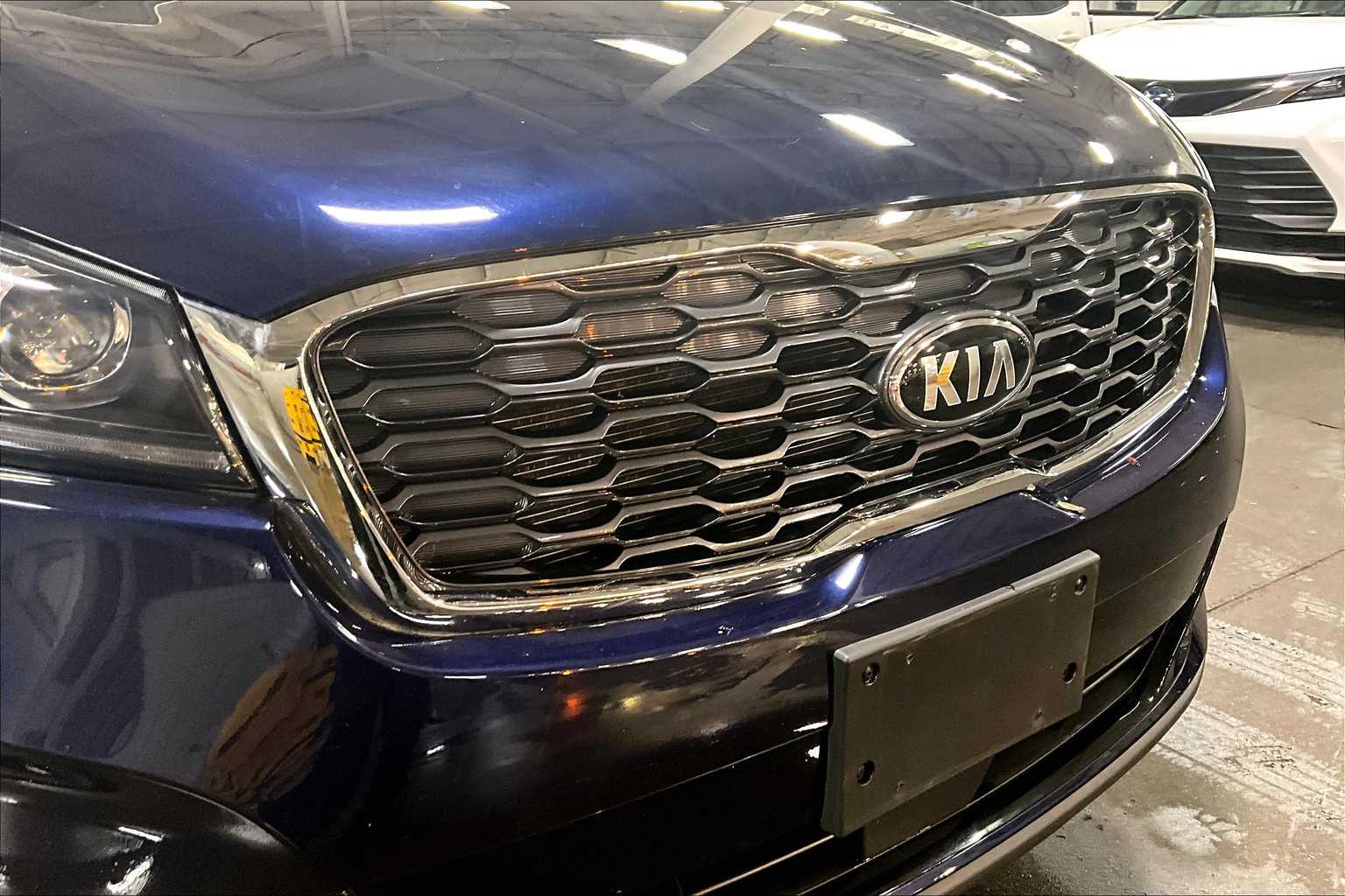 2020 Kia Sorento LX photo 28
