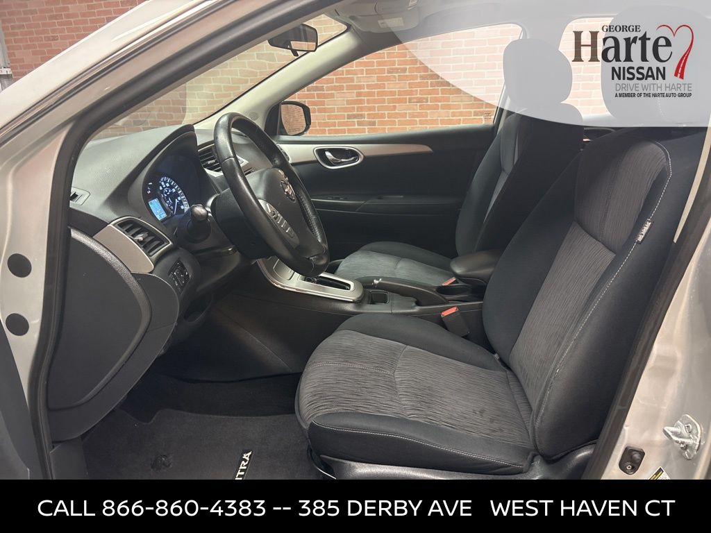 2015 Nissan Sentra SV photo 6